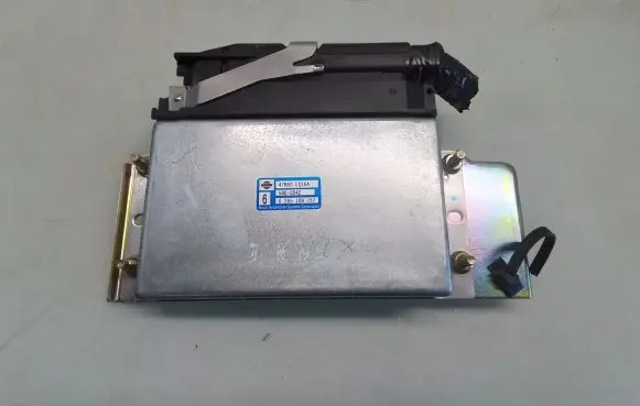Nissan X-Trail T30 Engine control unit/module 47850EQ16A