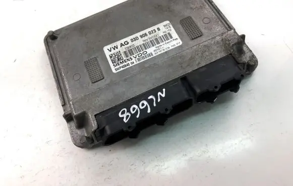 Volkswagen Fox Engine control unit/module ECU 03D906023B
