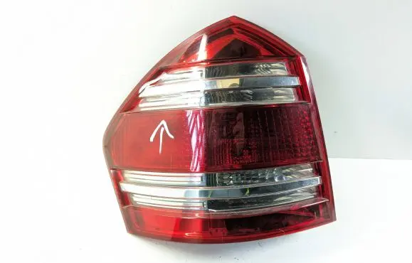 Mercedes-Benz GL X164 Rear/tail lights A1648200564 472001