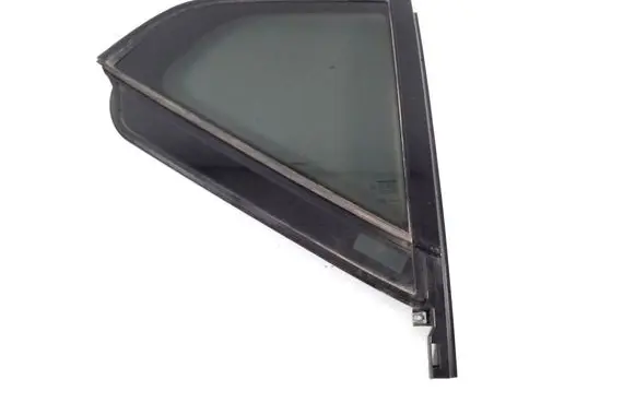 Rear vent window glass