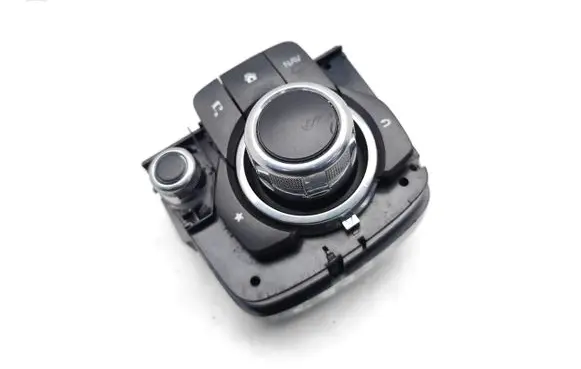 Mazda 3 III Head unit multimedia control B45A66CM0C
