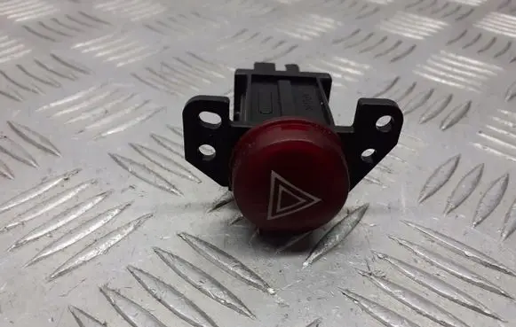 Mitsubishi Colt CZ3 Hazard light switch