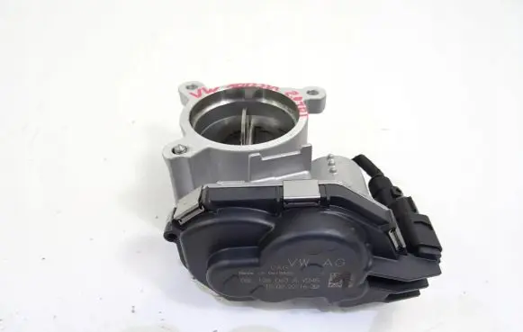 Volkswagen Caddy Throttle valve 05L128063A