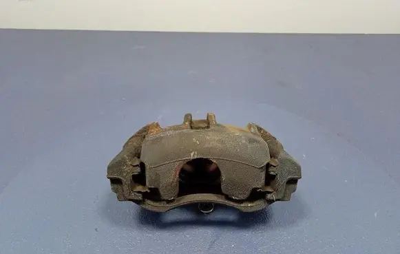 Peugeot 208 I Front brake caliper 0204Y01131