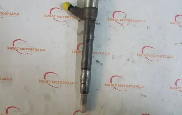 Opel Astra J Fuel injector 55578075
