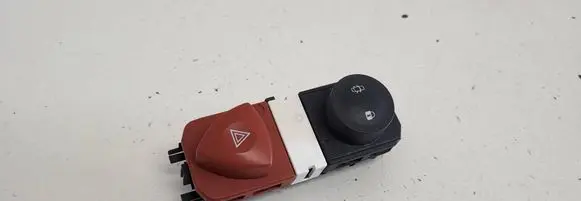 Renault Scenic II - Grand scenic II Hazard light switch 8200095493