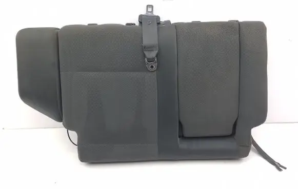 Mitsubishi Pajero Rear seat 