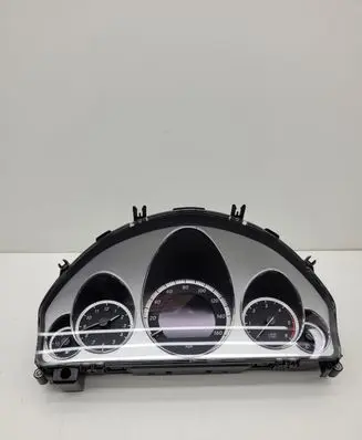 Mercedes-Benz E C207 W207 Speedometer (instrument cluster) A2129001508 A2C53257171