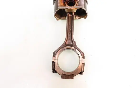 Nissan Maxima A34 Piston with connecting rod