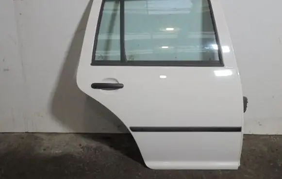 Volkswagen Golf IV Rear door 
