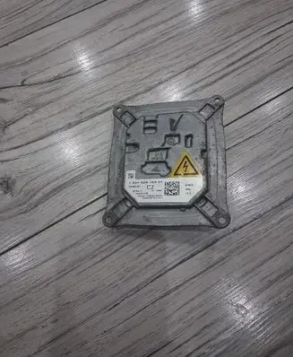 Renault Megane III LED ballast control module 130732915301