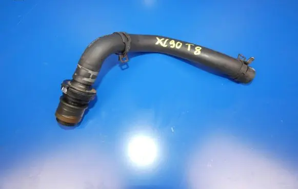 Volvo XC90 Engine coolant pipe/hose 31338529
