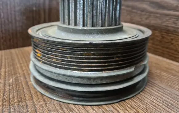 Fiat Ducato Crankshaft pulley 504078435