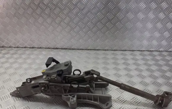 Volvo S40 Rear steering column 30680132