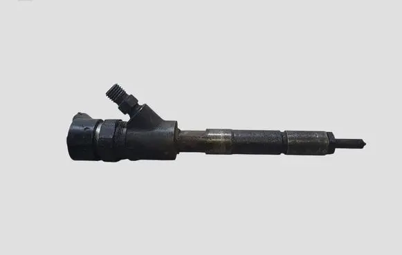 Toyota Auris 150 Fuel injector 2367033040 044510221