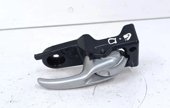 Jeep Cherokee Rear door interior handle C37090103