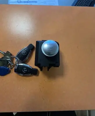 Mercedes-Benz B W246 W242 Ignition lock A2469057503 1034142500