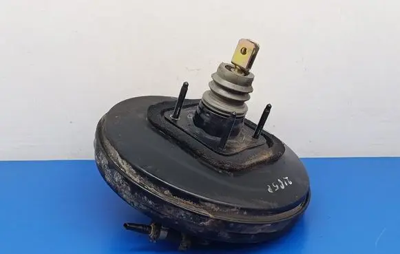 Peugeot 206 Brake booster 9634943080