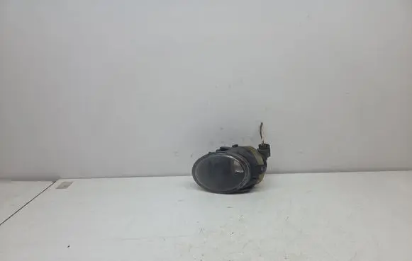 Volkswagen PASSAT B6 Front fog light 27129400