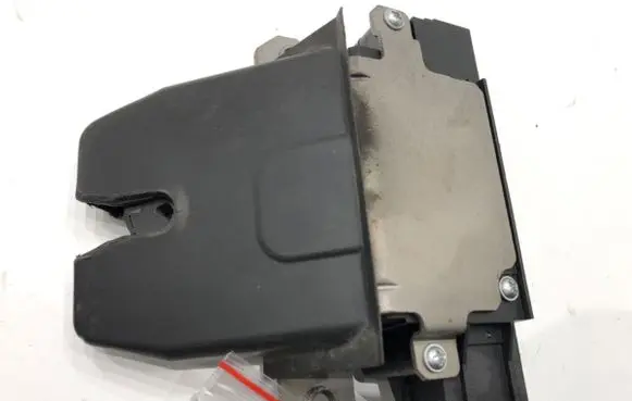Ford Mondeo MK IV Tailgate exterior lock 3M51R442A66AR