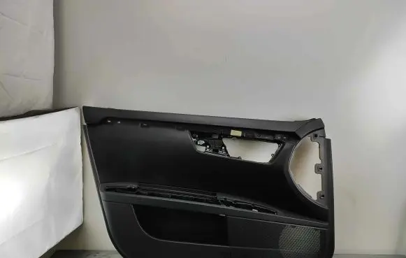 Mercedes-Benz S W221 Front door card panel trim A22172017799e71