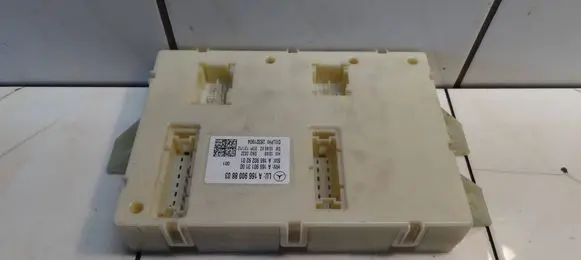 Mercedes-Benz ML W166 SAM control unit A1669008803