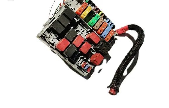 Fiat Doblo Fuse module 51905216