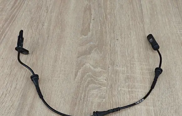 BMW 4 G22 G23 G24 G26 ABS rear brake sensor 6892609