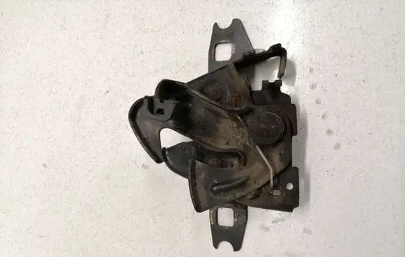 Skoda Octavia Mk1 (1U) Engine bonnet/hood lock/catch U0823509D HM823509C