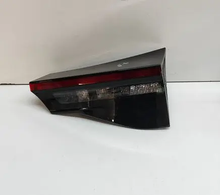 Toyota Yaris Cross Tailgate rear/tail lights 815800D860