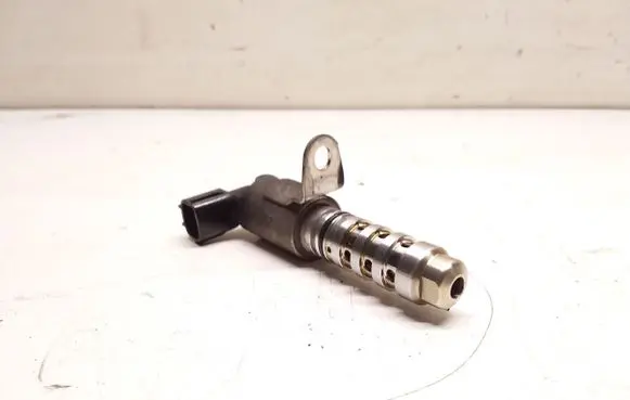 Nissan Juke I F15 Camshaft vanos timing valve 