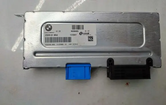 BMW 5 F10 F11 Gateway control module 9236463