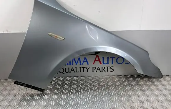 BMW 5 E60 E61 Fender 