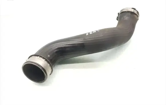 Audi A4 S4 B7 8E 8H Intercooler hose/pipe 8E0145737F