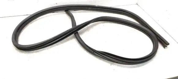 Rubber seal rear door