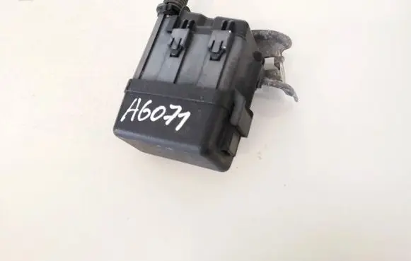 Toyota Avensis T270 Fuse box set 7191yb2