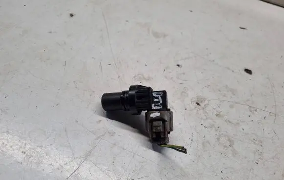 Subaru Outback Camshaft position sensor J5T23781AA