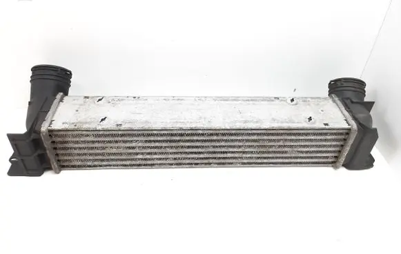BMW 3 E90 E91 Intercooler radiator 7524916 3093796