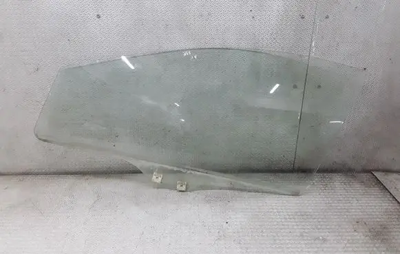 Mazda 2 Front door window glass four-door
