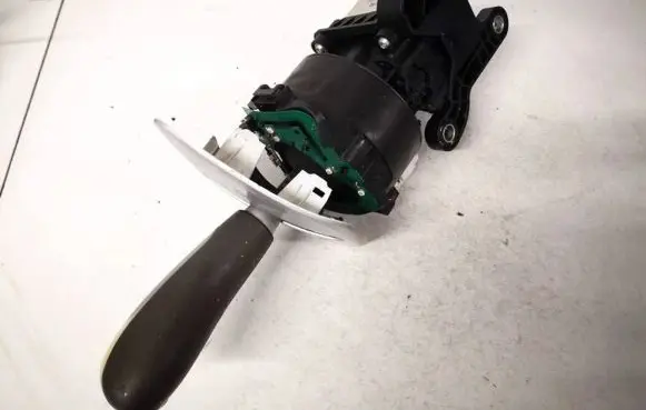 Fiat Idea Gear shifter/selector 553472570