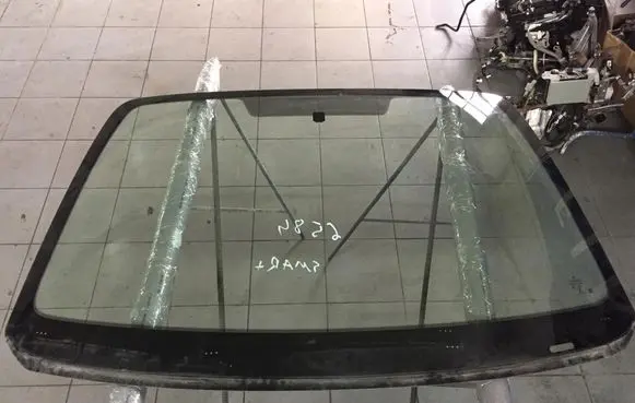 Smart ForTwo II Front windscreen/windshield window 