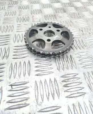 Mercedes-Benz C W204 Timing chain sprocket A6420520001 6110520501