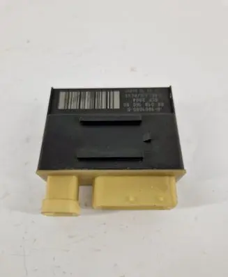 Citroen C4 I Picasso Coolant fan relay 9801916680