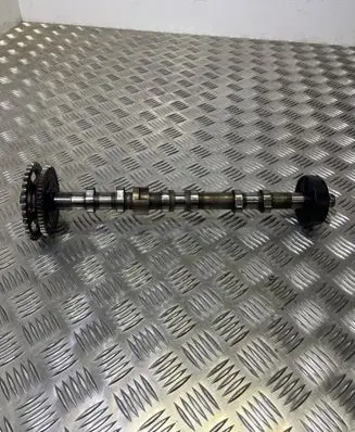 Mercedes-Benz C W203 Camshaft A6420100362 9749191