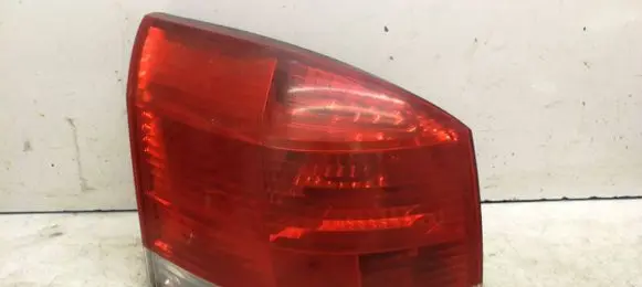 Opel Signum Rear/tail lights 13159861 377001 15052003