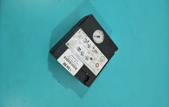 Skoda Fabia Mk3 (NJ) Tire air pump compressor 5N0012615F IMPRK1554888