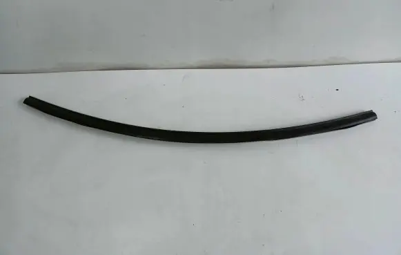 Maserati Ghibli Trunk rubber seal (body) 670004382
