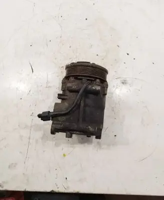 Ford Fiesta Air conditioning (A/C) compressor (pump)