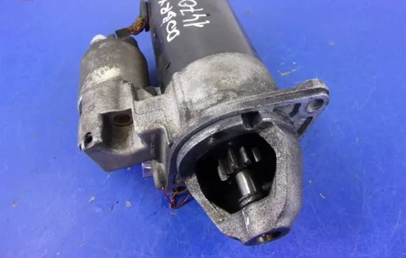 Mercedes-Benz Vaneo W414 Starter motor A0051517401