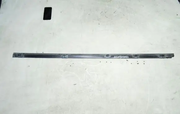 BMW 8 E31 Front door trim (molding) 1970062 51211970062